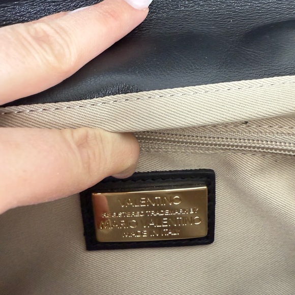 Valentino by Mario Valentino - Picture 16 of 16